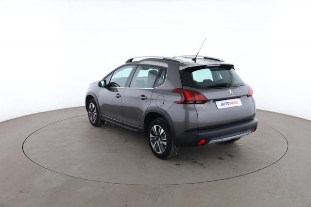 Peugeot 2008 image 3