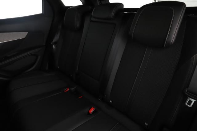 Peugeot 3008 image 8
