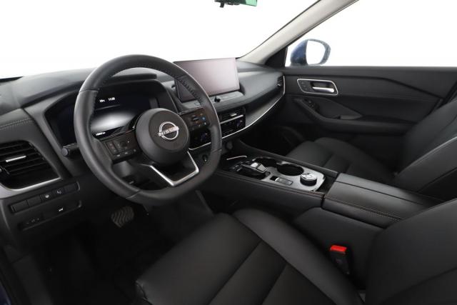 Nissan X-Trail image 1