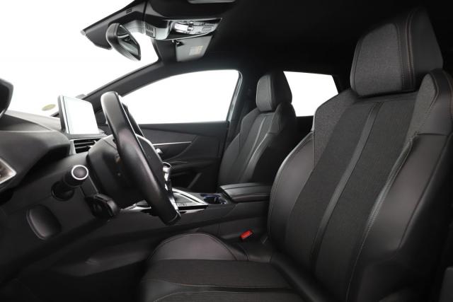 Peugeot 3008 image 3