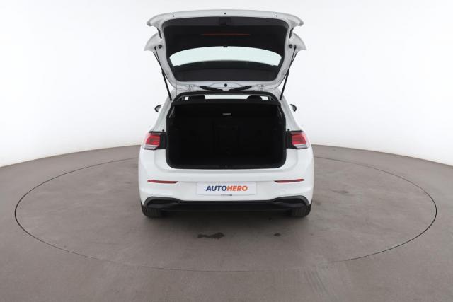 Volkswagen Golf image 2
