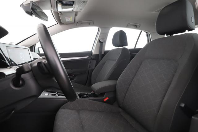 Volkswagen Golf image 5