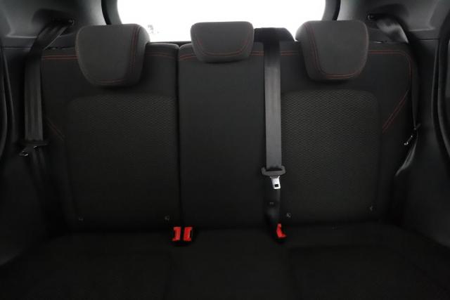 Ford Fiesta image 8