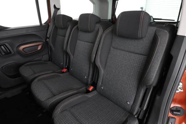 Peugeot Rifter image 9