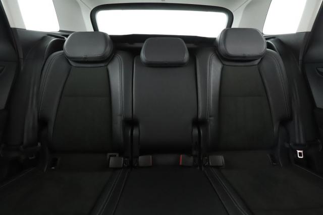 Skoda Karoq image 1