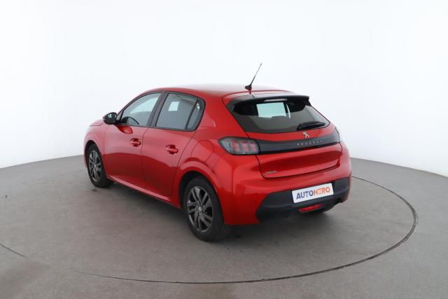 Peugeot 208 image 3