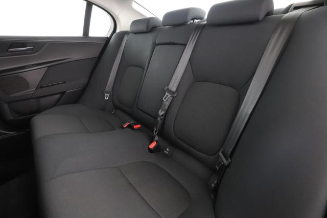 Jaguar Xe image 1