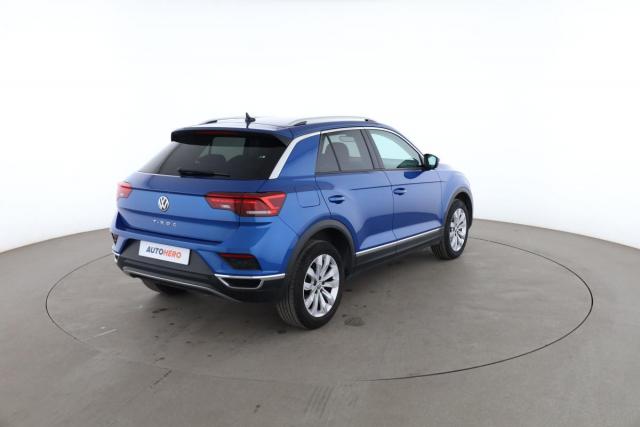 Volkswagen T-Roc image 6