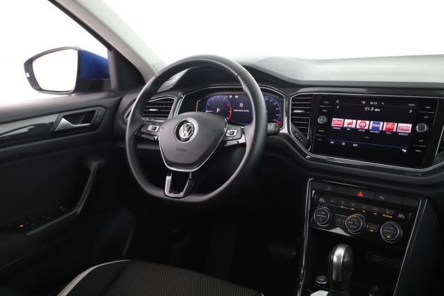 Volkswagen T-Roc image 2