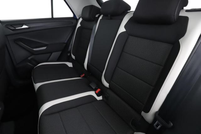 Volkswagen T-Roc image 3