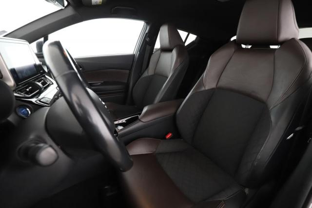 Toyota C-Hr image 3
