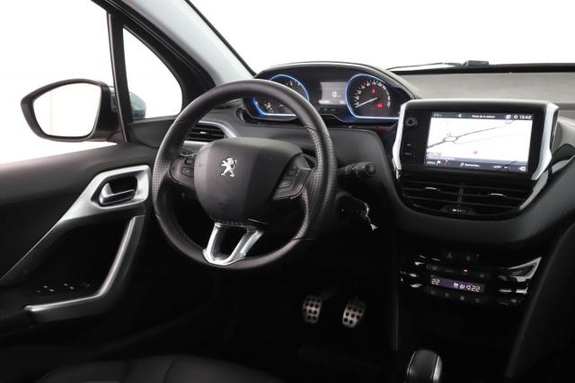 Peugeot 2008 image 6