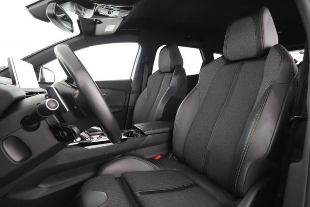 Peugeot 3008 image 8