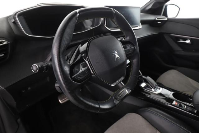 Peugeot 208 image 4