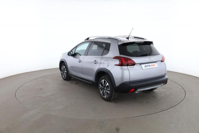 Peugeot 2008 image 2