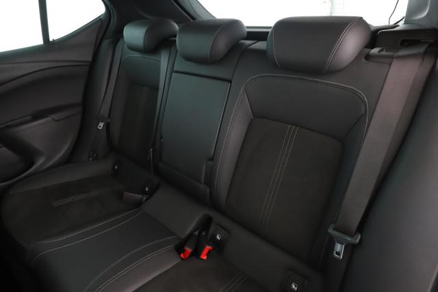 Opel Astra image 6