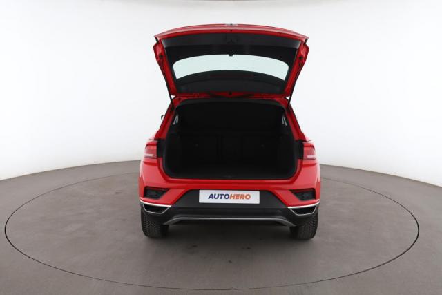 Volkswagen T-Roc image 2