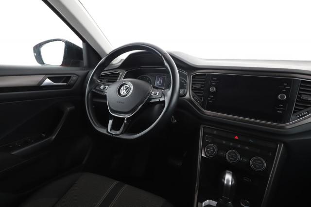 Volkswagen T-Roc image 5