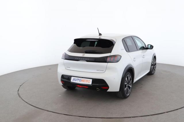 Peugeot 208 image 3