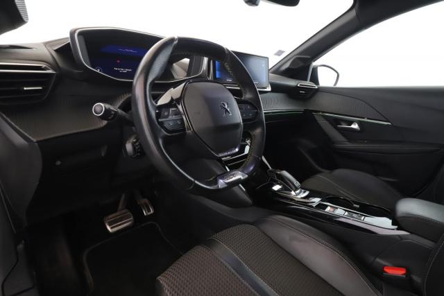 Peugeot 208 image 7