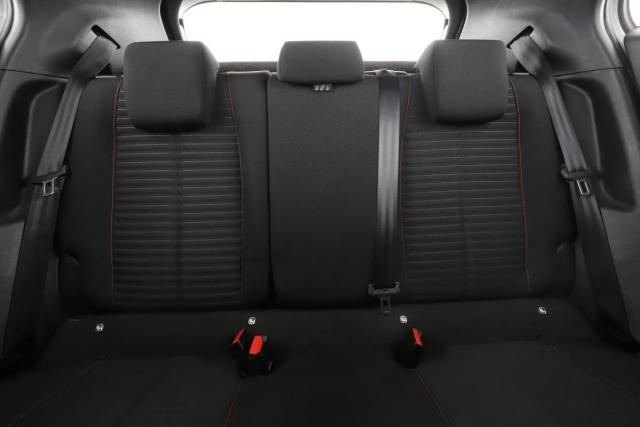 Peugeot 2008 image 4