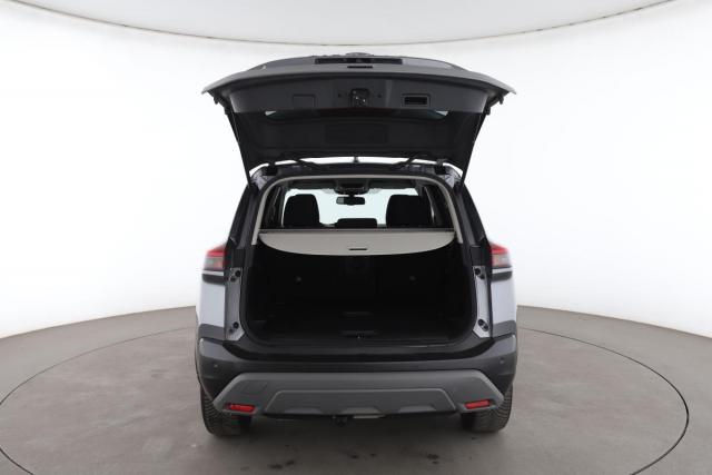 Nissan X-Trail image 2