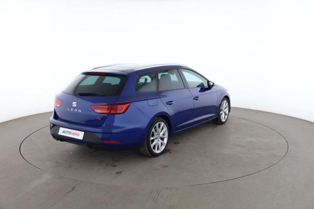 Seat Leon image 3