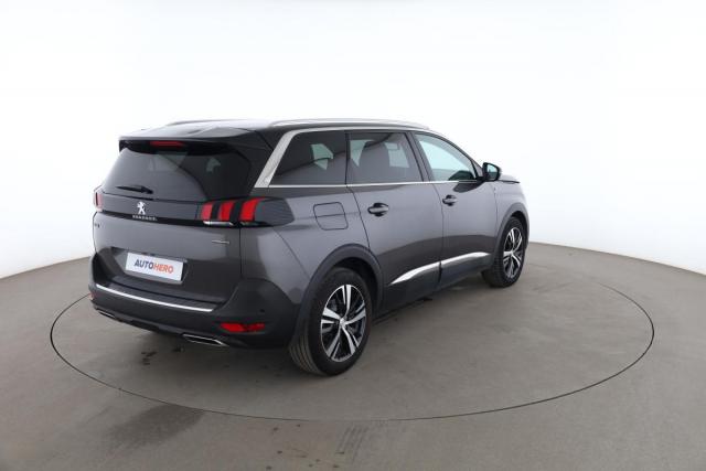 Peugeot 5008 image 7