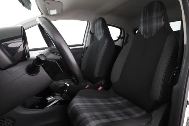 Peugeot 108 image 7