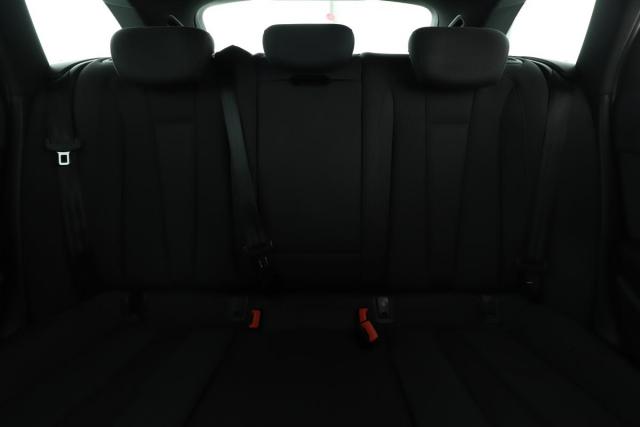 Audi A4 Avant image 5