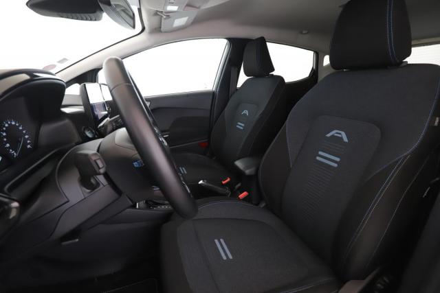 Ford Fiesta image 5