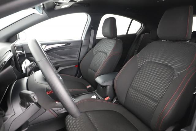 Ford Focus image 6