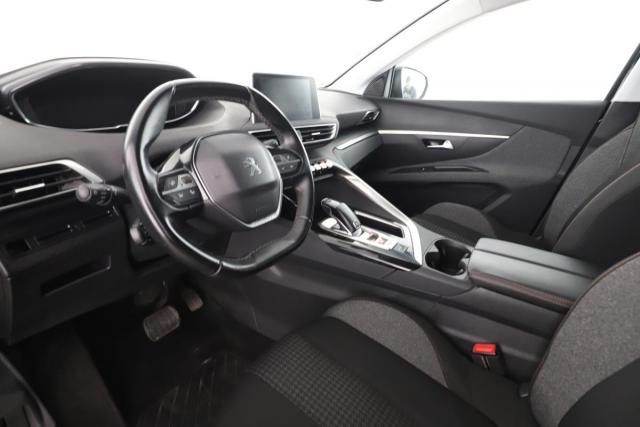 Peugeot 5008 image 2