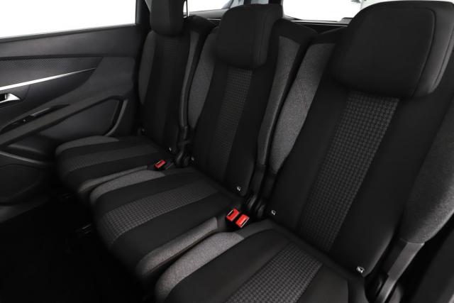 Peugeot 5008 image 4