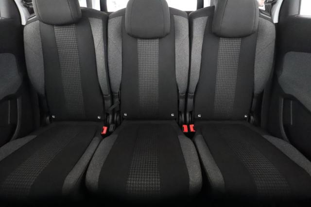 Peugeot 5008 image 6