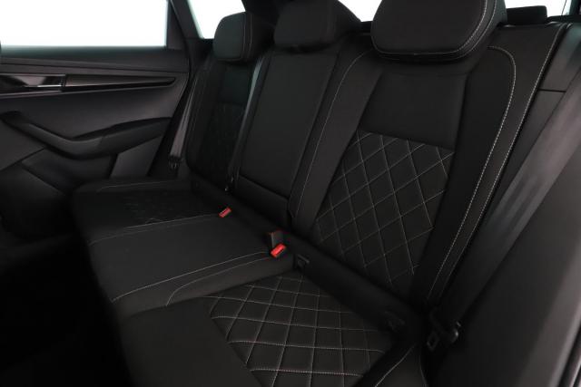 Skoda Karoq image 3