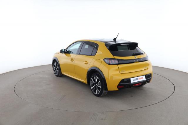Peugeot 208 image 9