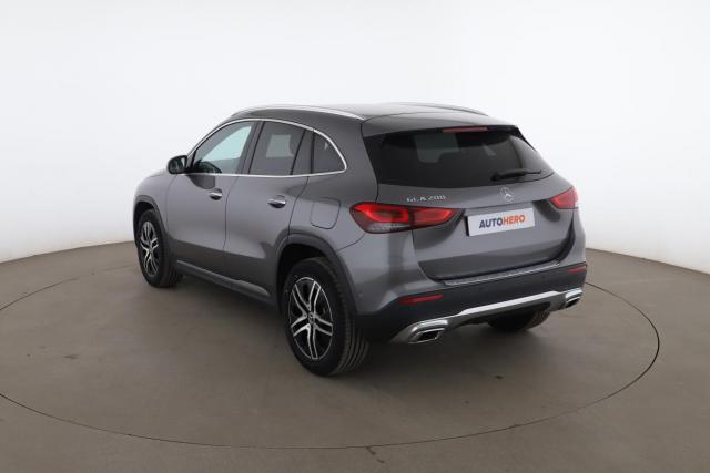 Mercedes Benz Gla image 2