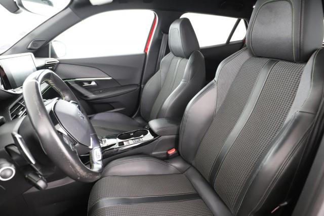 Peugeot 2008 image 5