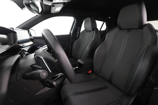 Peugeot 2008 image 3