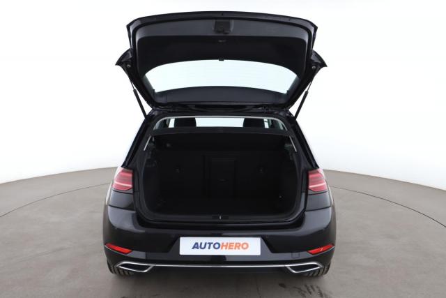 Volkswagen Golf image 3