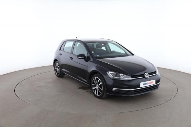 Volkswagen Golf image 8