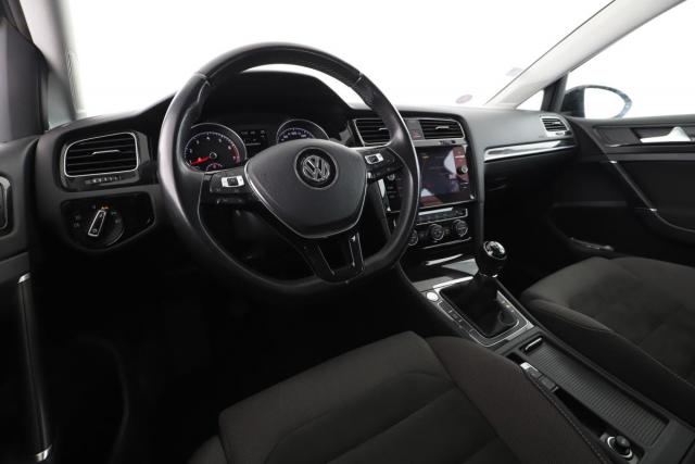 Volkswagen Golf image 4