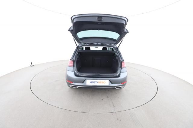 Volkswagen Golf image 5