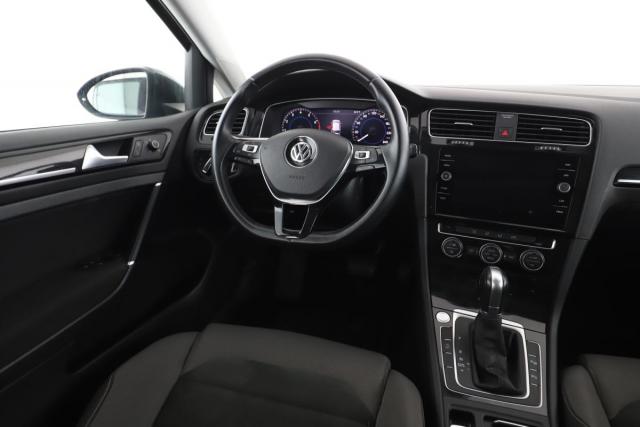 Volkswagen Golf image 7