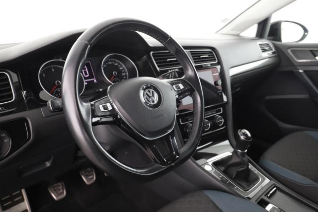 Volkswagen Golf image 5