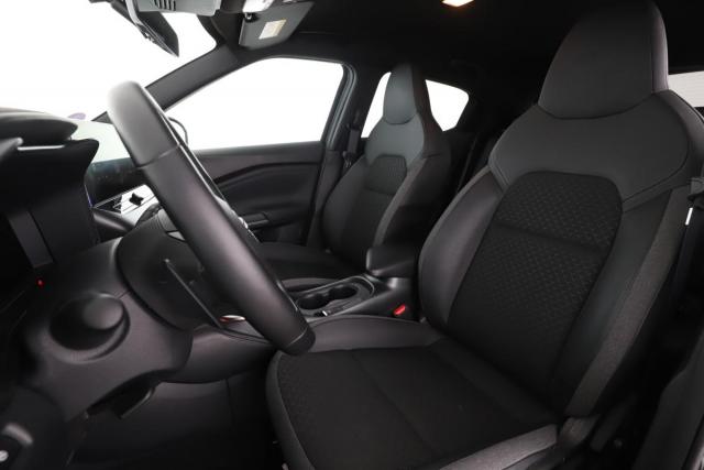 Nissan Juke image 8