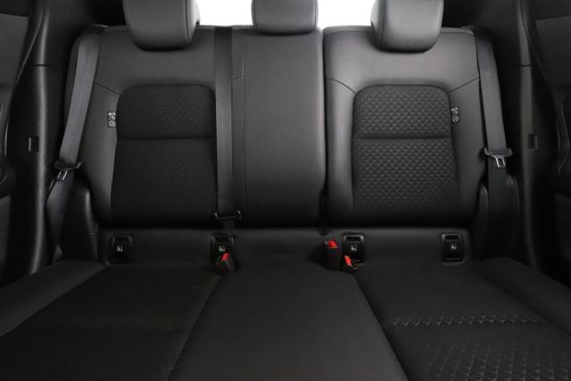 Nissan Juke image 7