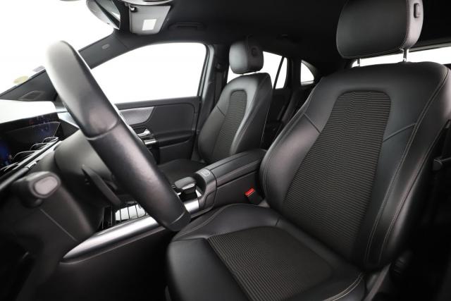 Mercedes Benz Gla image 4