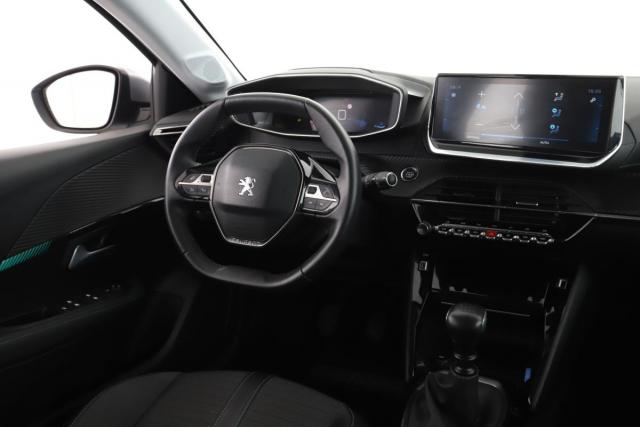 Peugeot 208 image 2